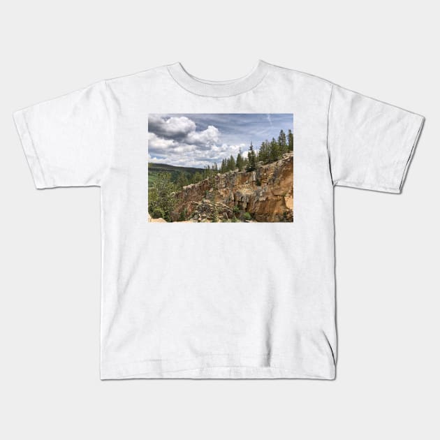 Rocky Mountain National Park Kids T-Shirt by heyvictyhey